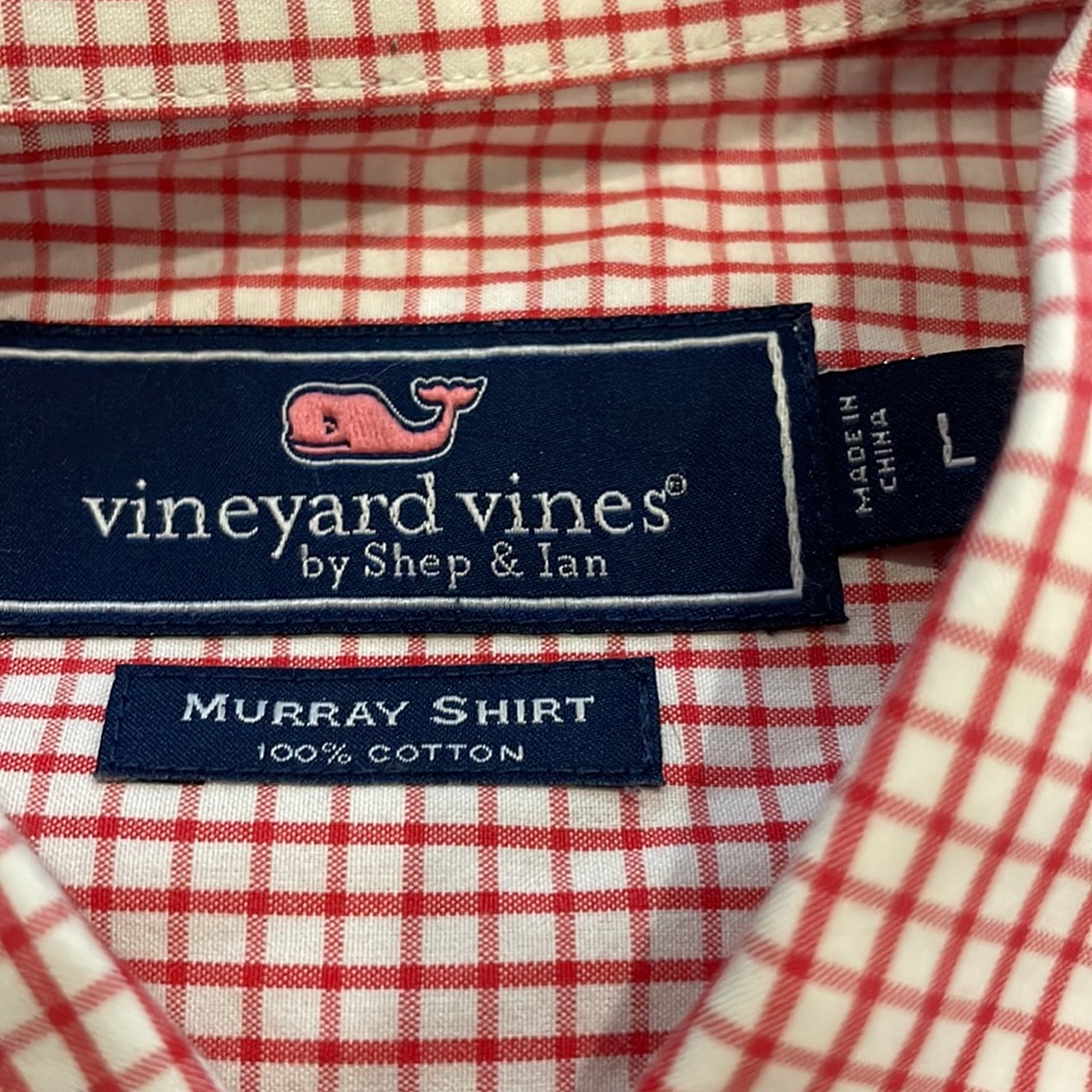 Vineyard Vines Button Down - image 3